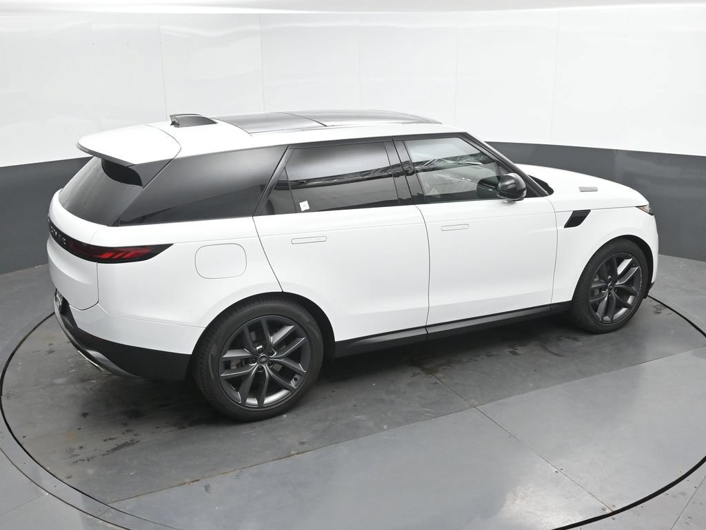 Used 2024 Land Rover Range Rover Sport SE AWD/4WD image 32
