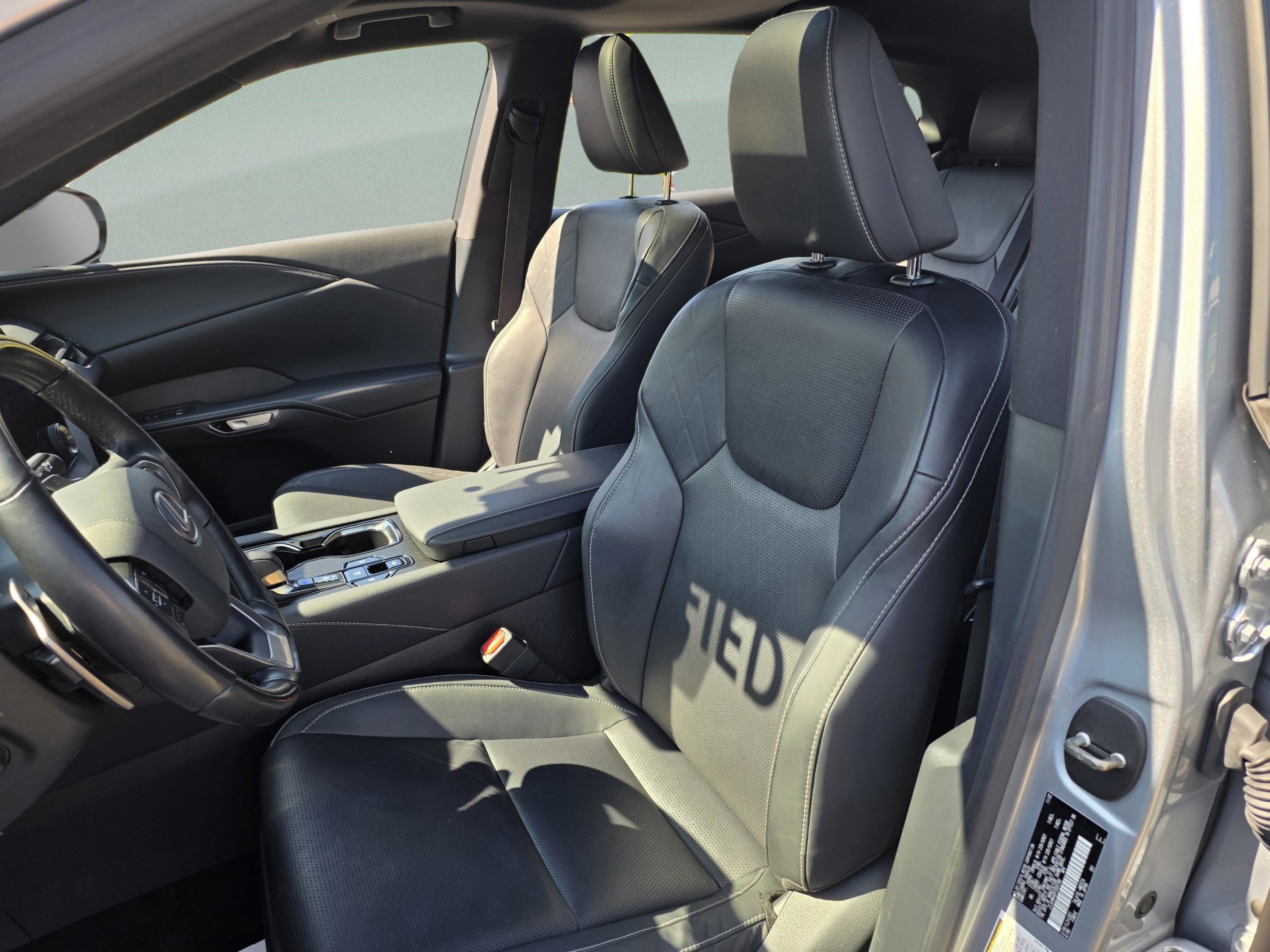 Certified 2023 Lexus RX 350 Premium Plus w/ Cold Area Package FWD image 13