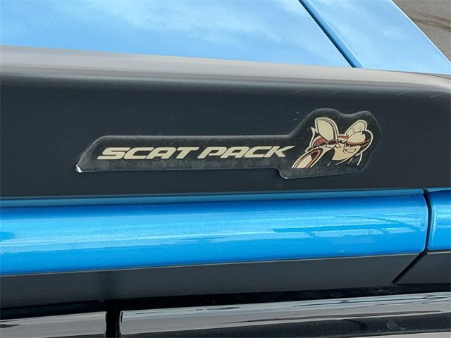 Used 2016 Dodge Challenger R/T Scat Pack w/ Leather Interior Group image 10