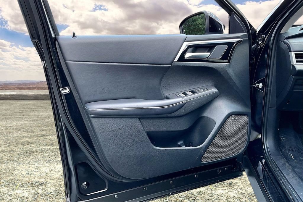 Used 2025 Mitsubishi Outlander SE FWD image 20