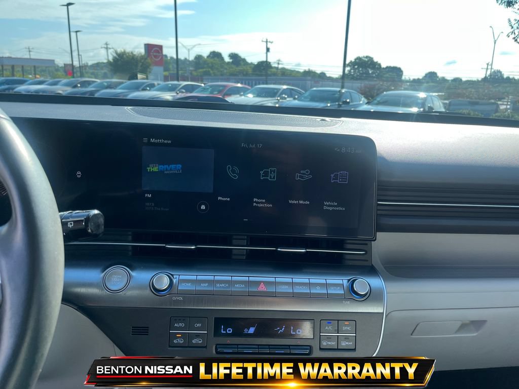Used 2024 Hyundai Kona SEL FWD image 16
