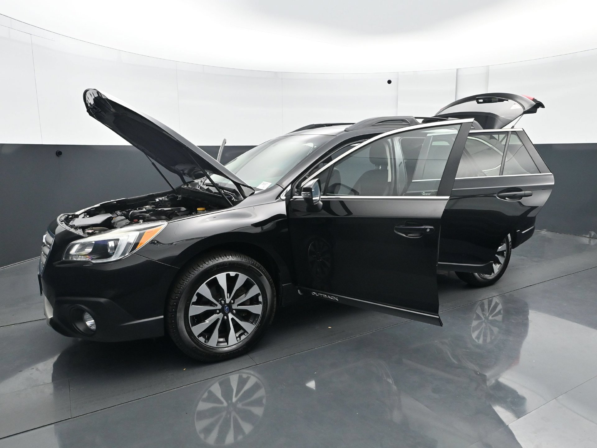 Used 2016 Subaru Outback 2.5i Limited AWD/4WD image 32