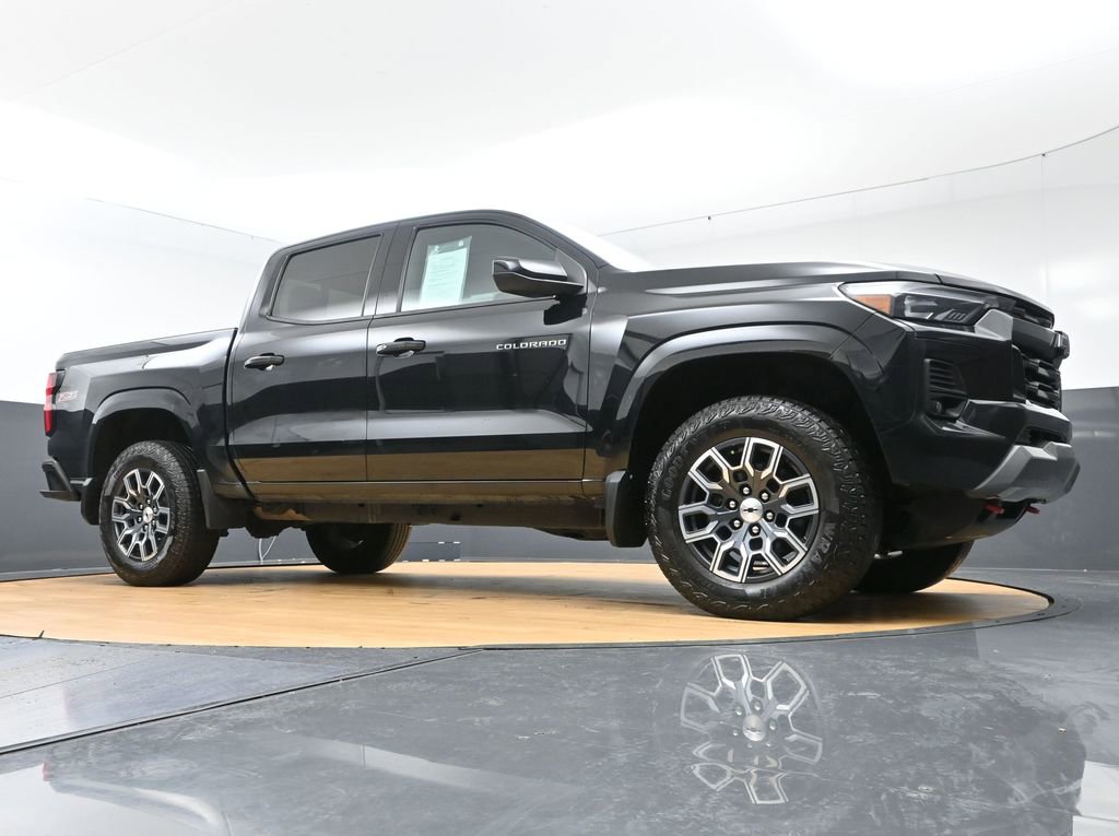Used 2023 Chevrolet Colorado Z71 w/ Z71 Convenience Package 2 AWD/4WD image 49