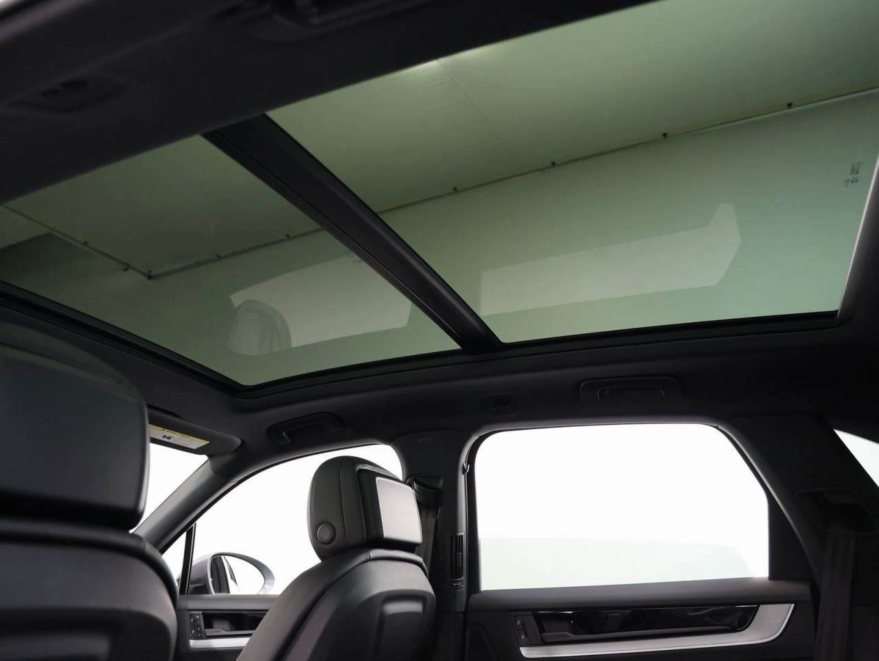 New 2025 Porsche Cayenne E-Hybrid image 94