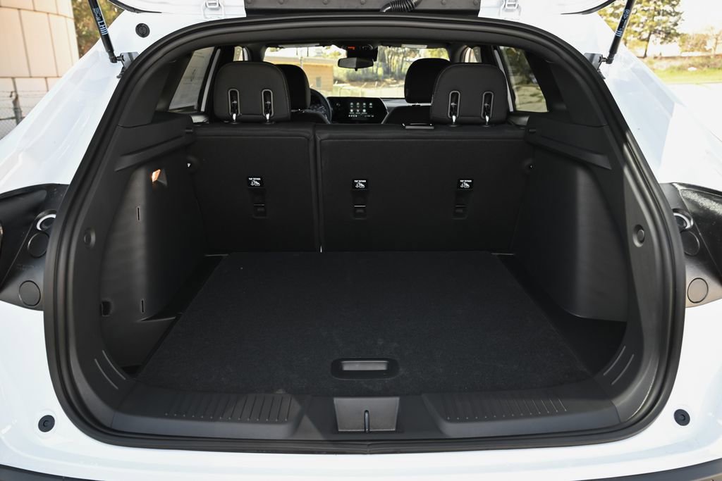 New 2026 Chevrolet Trax RS w/ Driver Confidence Package FWD image 31