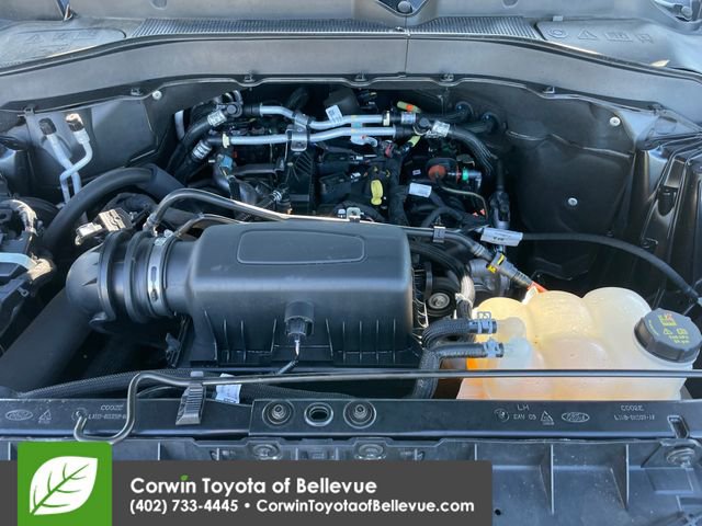 Used 2023 Ford Explorer XLT AWD/4WD image 28