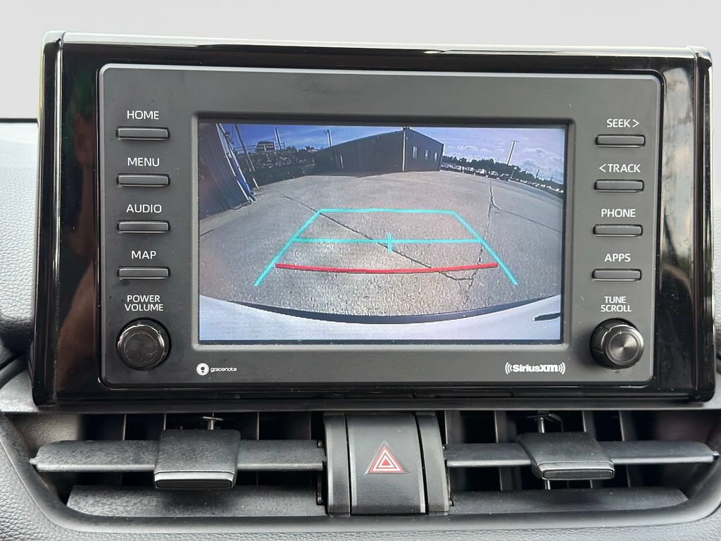 Used 2022 Toyota RAV4 LE AWD/4WD image 24