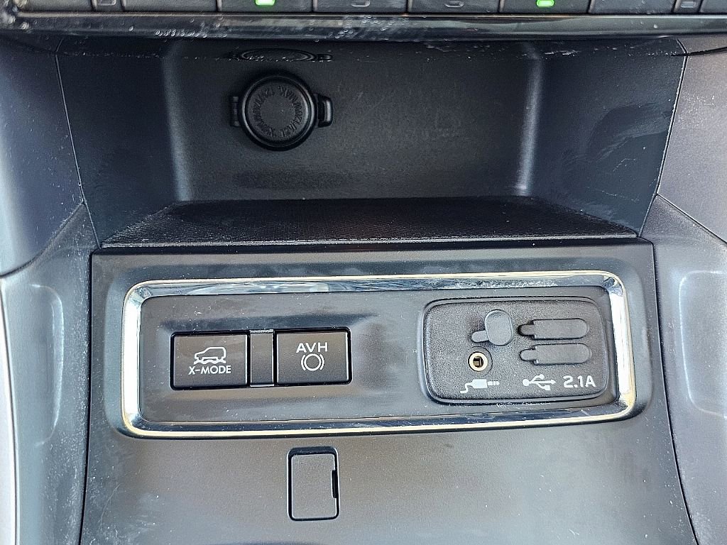 Used 2021 Subaru Ascent Premium w/ Convenience Package image 32