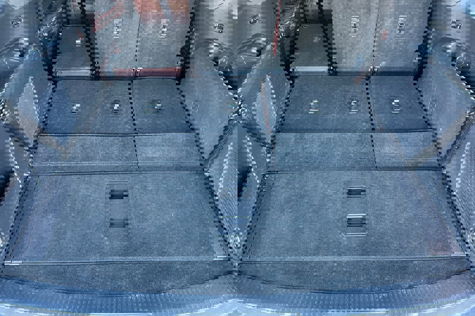 Used 2024 Ford Expedition Limited image 18