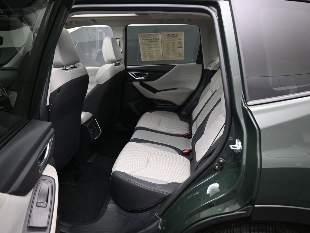 Used 2024 Subaru Forester Premium image 30