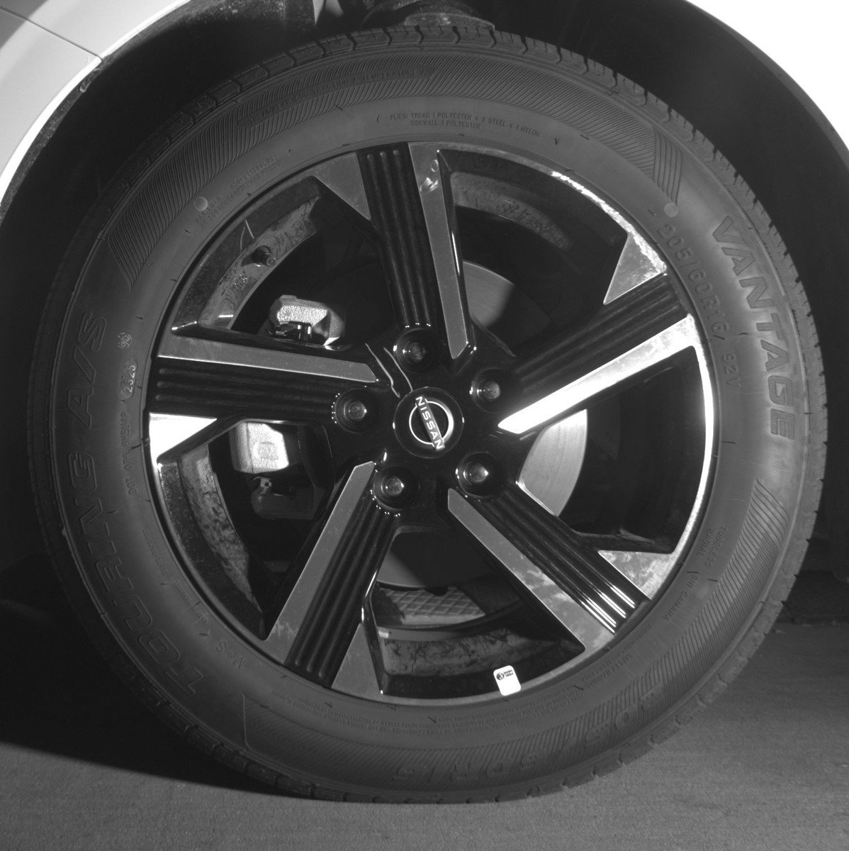 Used 2025 Nissan Sentra SV image 12