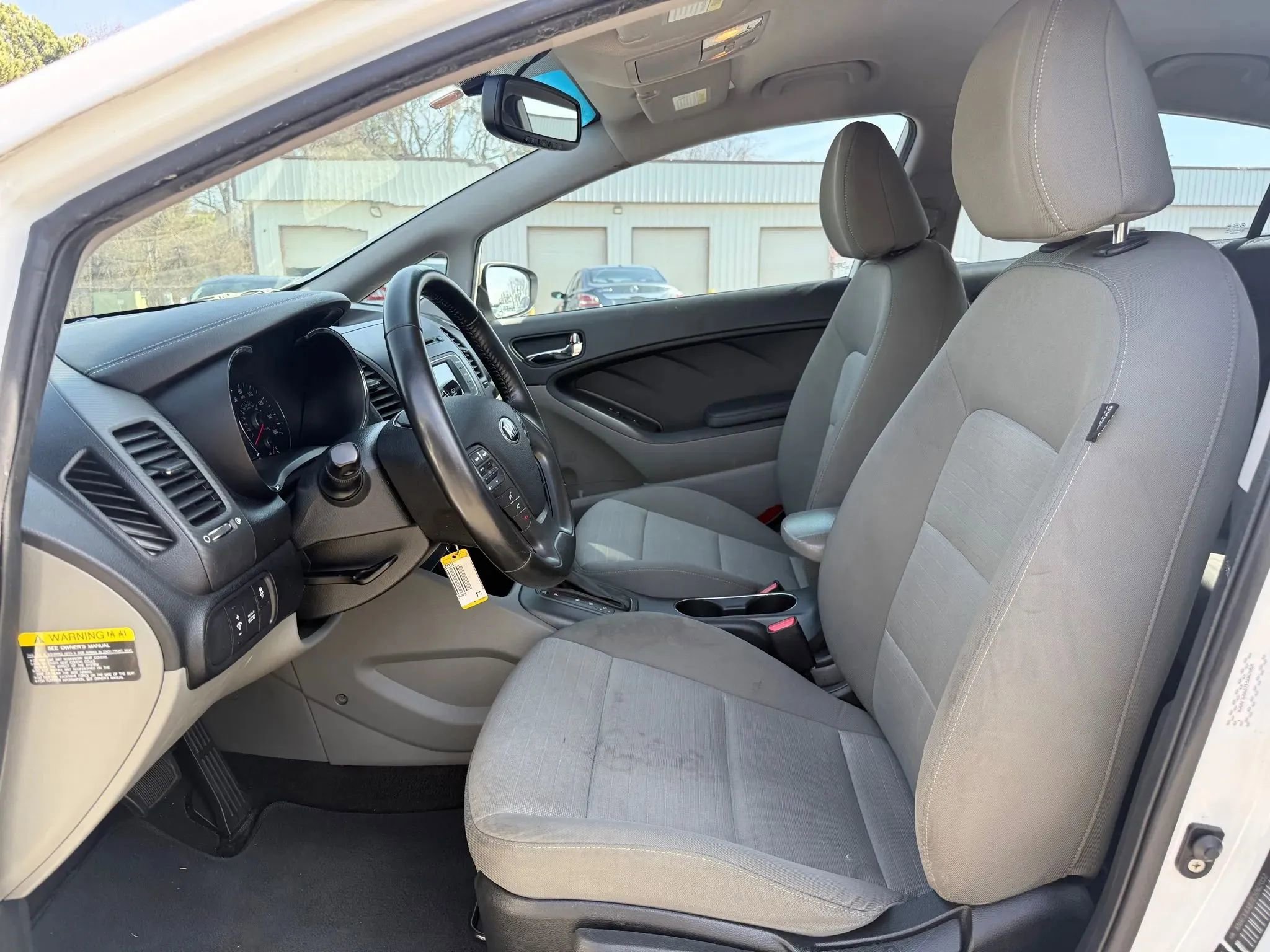 Used 2014 Kia Forte EX image 2