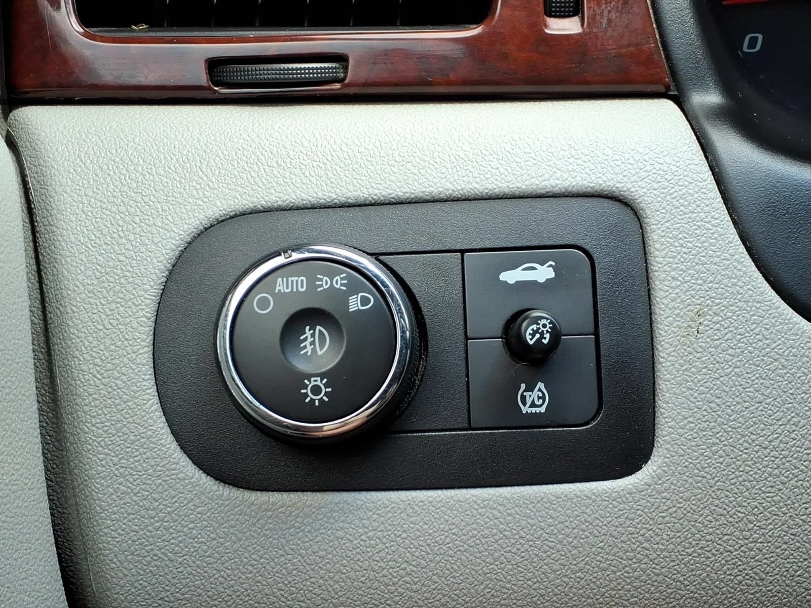Used 2007 Chevrolet Impala LT FWD image 28
