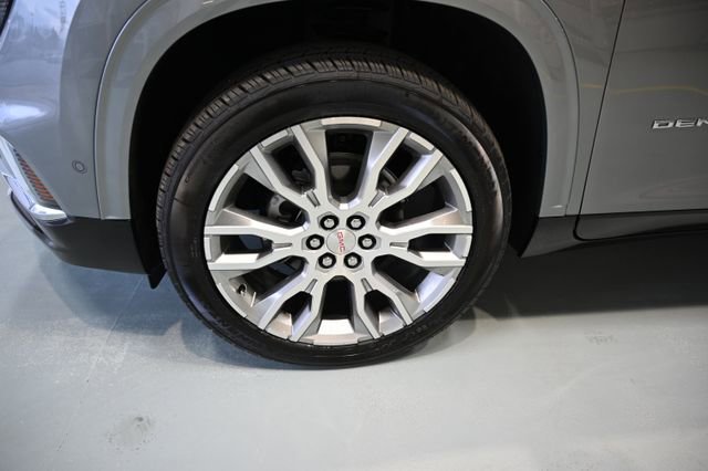 New 2026 GMC Acadia Denali w/ Super Cruise Package image 33