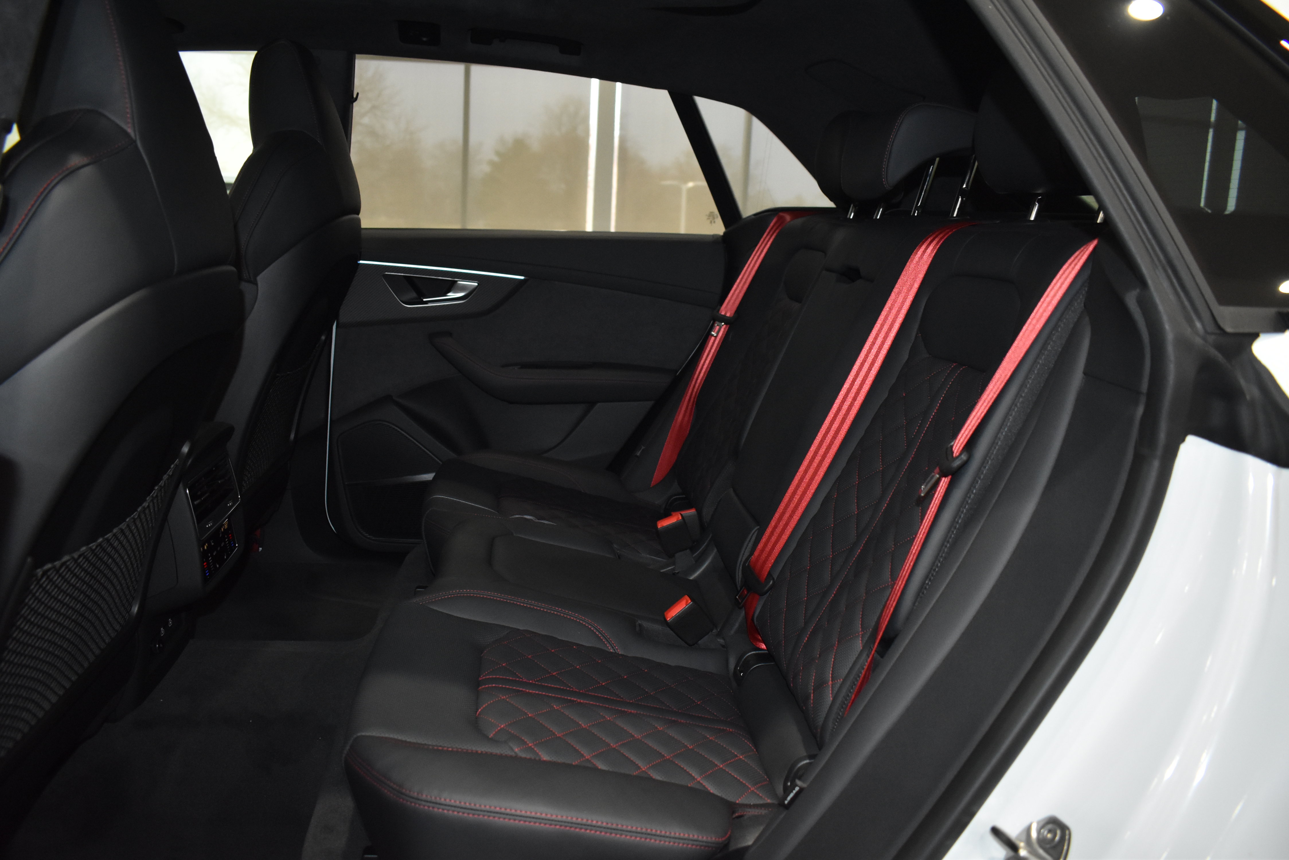 New 2026 Audi SQ8 Prestige AWD/4WD image 36