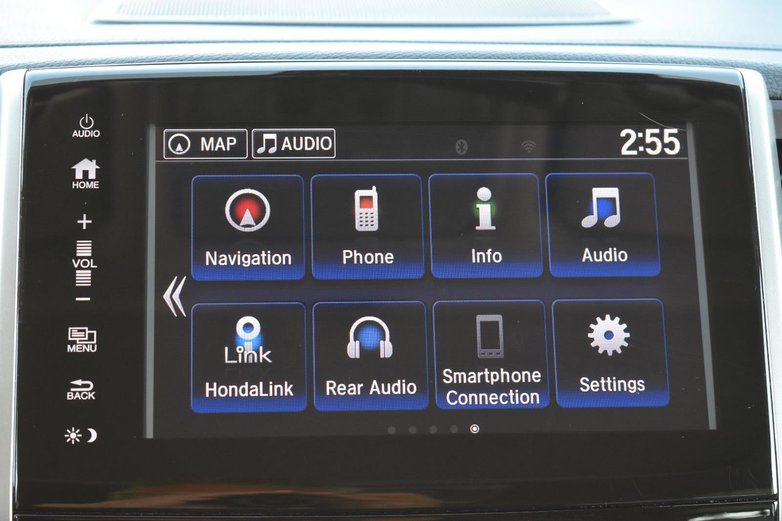 Used 2018 Honda Pilot Touring image 29