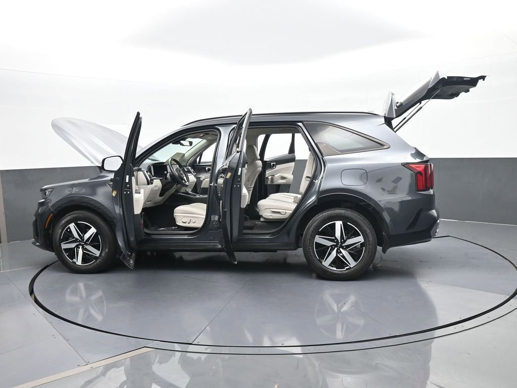 Used 2023 Kia Sorento S image 68