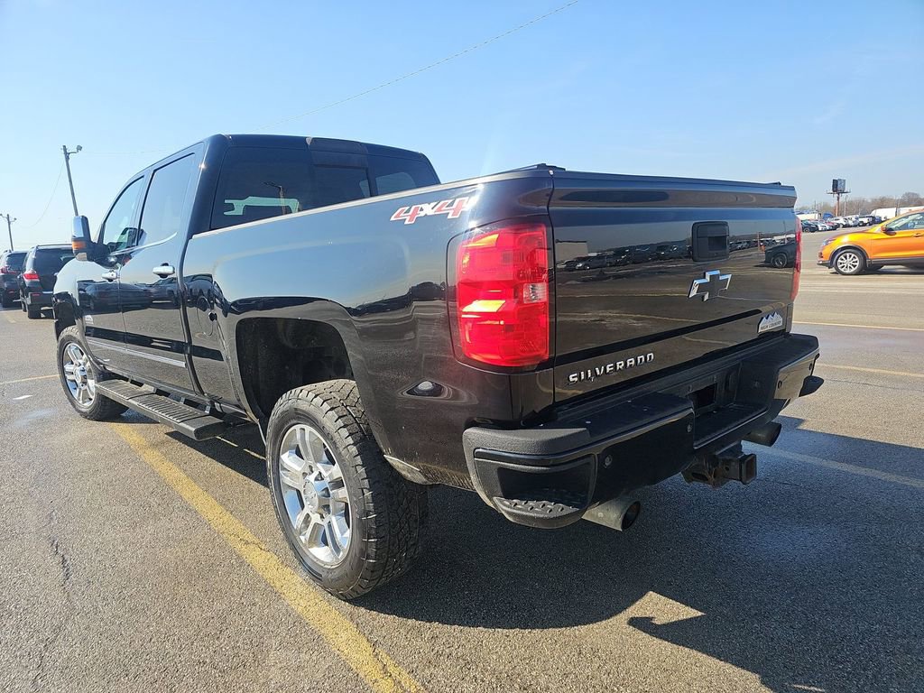 Used 2016 Chevrolet Silverado 2500 High Country image 4
