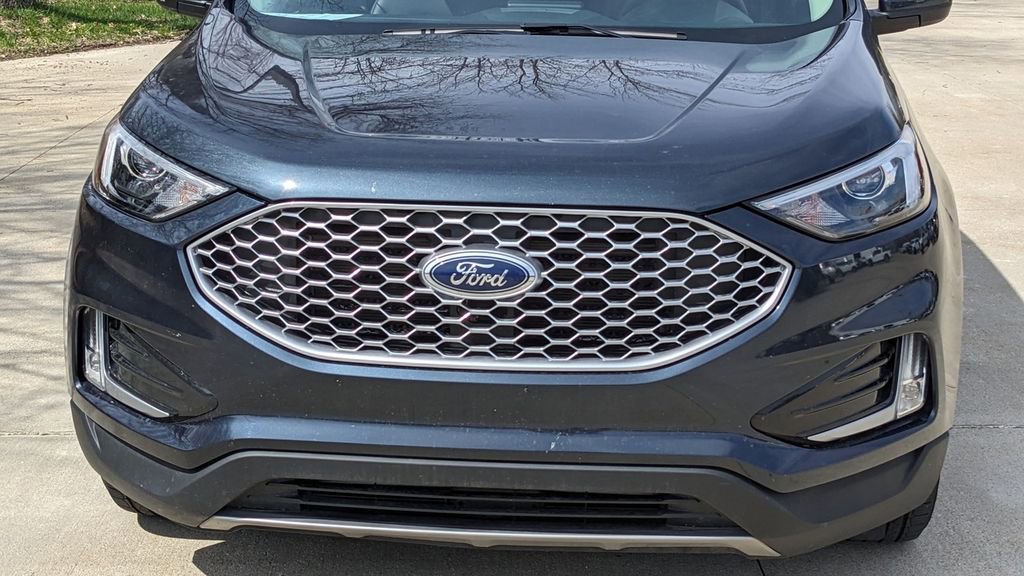 Used 2024 Ford Edge SEL w/ Convenience Package image 9