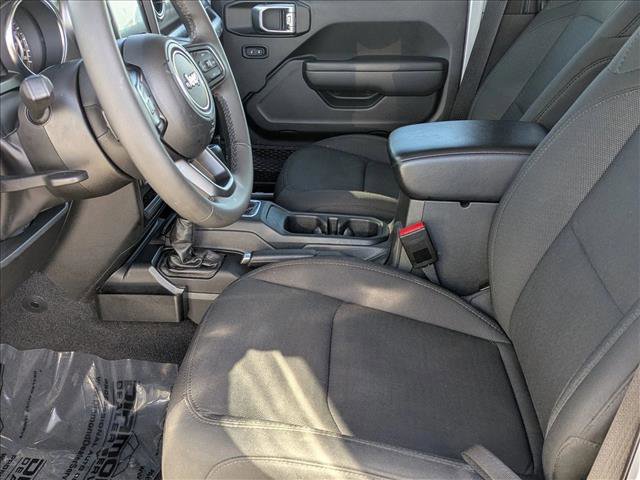 Used 2023 Jeep Wrangler Sport S image 16