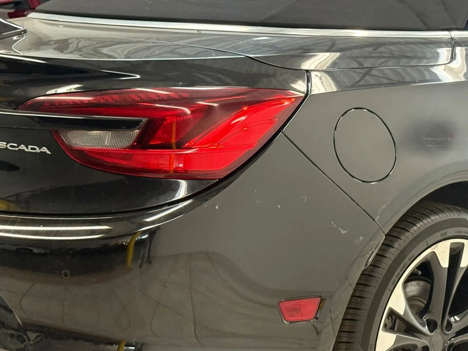 Used 2018 Buick Cascada Sport Touring w/ Dark Effects Package image 10