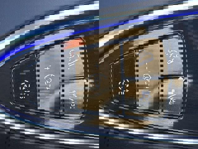 Used 2025 Genesis GV70 3.5T Sport w/ Sport Advanced Package image 30