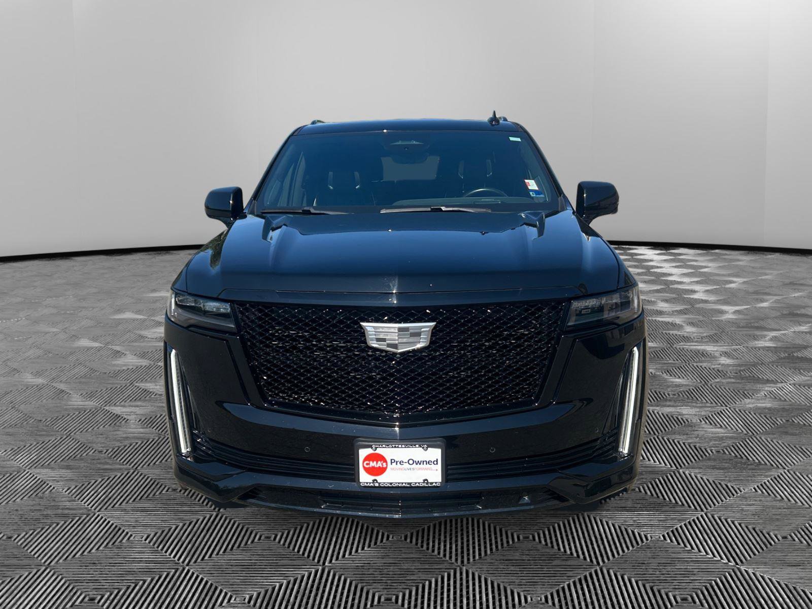 Used 2023 Cadillac Escalade Sport Platinum w/ LPO, ONYX Package image 8