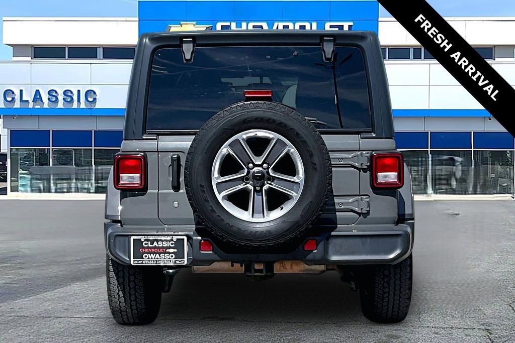 Used 2020 Jeep Wrangler Unlimited Sahara image 6