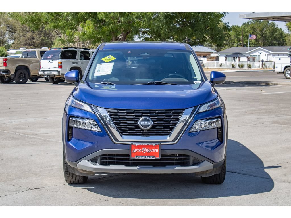 Used 2023 Nissan Rogue SV AWD/4WD image 3