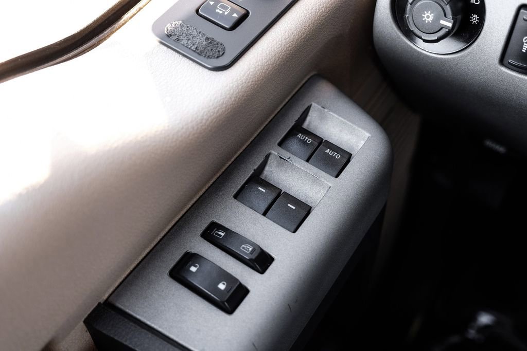 Used 2015 Ford F350 Lariat w/ Lariat Ultimate Package image 46