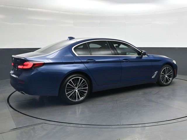 Used 2023 BMW 530i w/ Premium Package RWD image 4