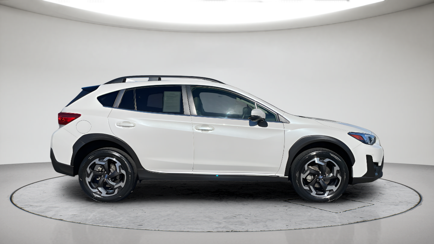 Used 2023 Subaru Crosstrek 2.5i Limited w/ Moonroof Package AWD/4WD image 4