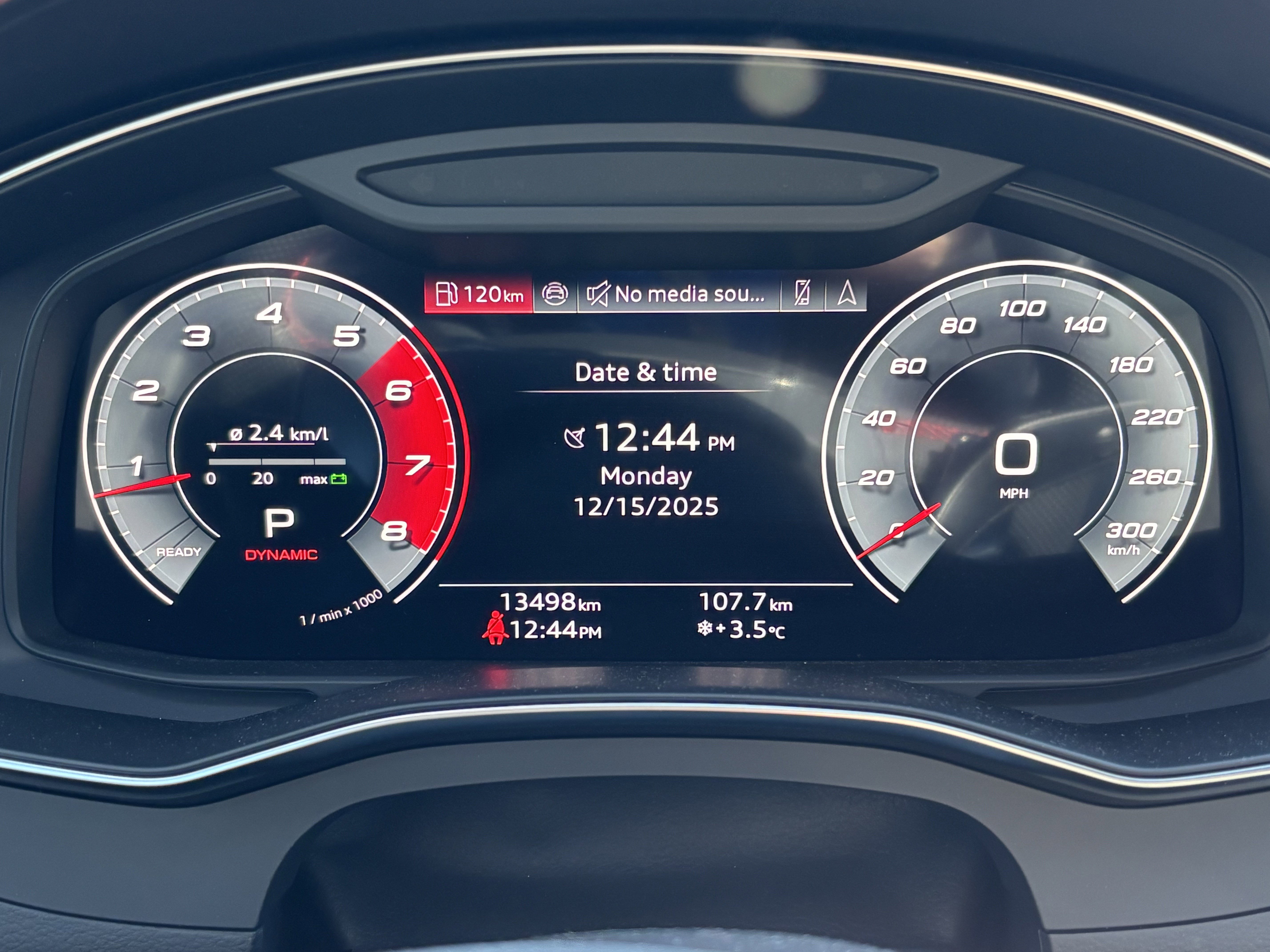 Certified 2025 Audi S6 Premium Plus image 21