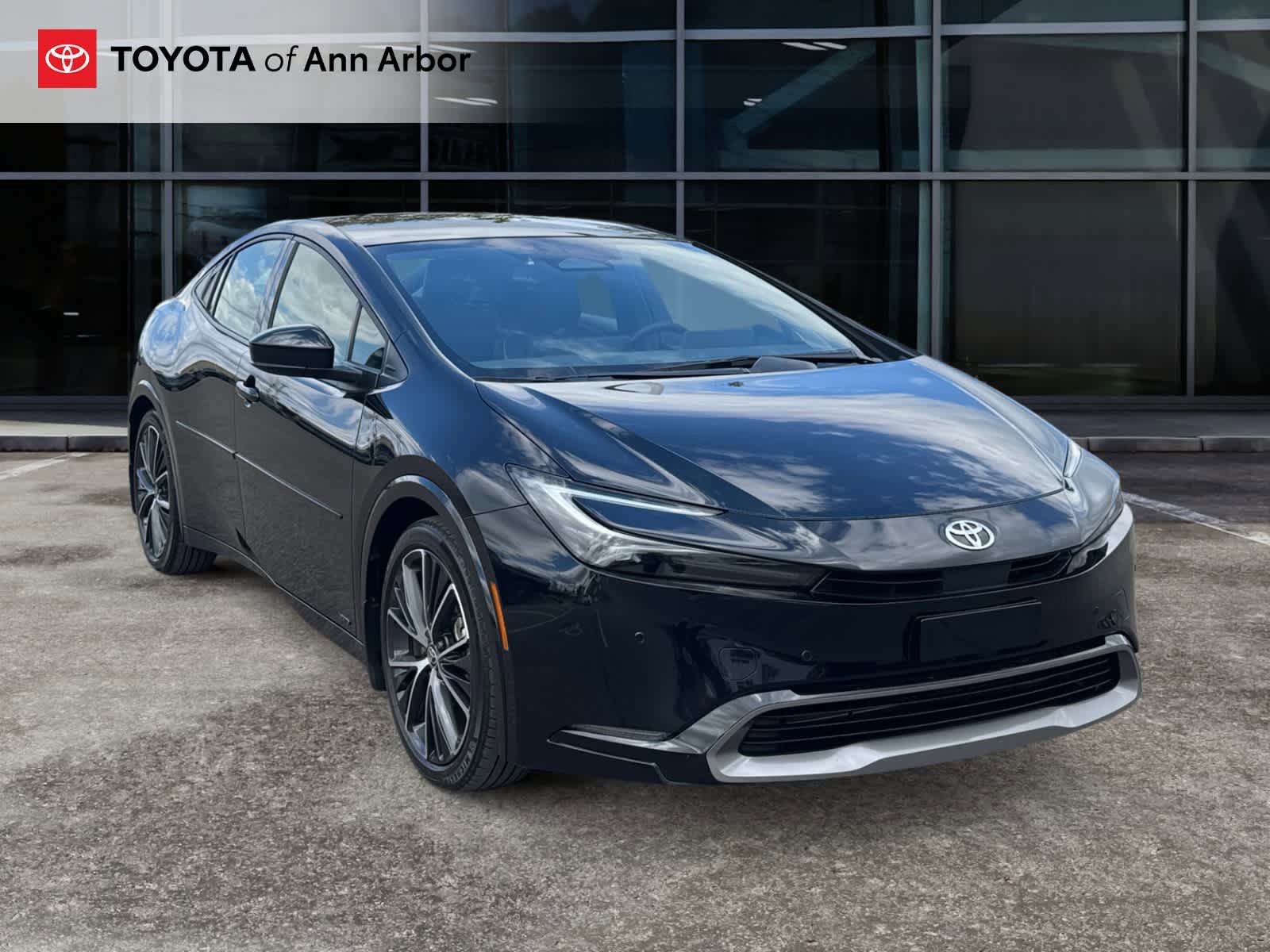 Used 2024 Toyota Prius XLE AWD/4WD image 1