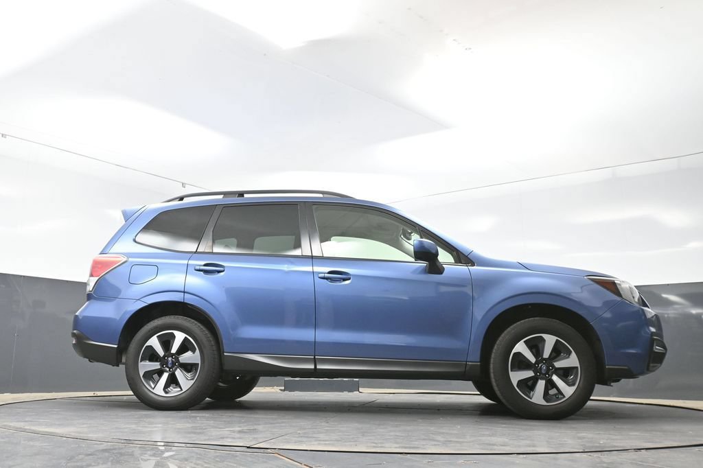 Used 2018 Subaru Forester 2.5i Premium w/ All-Weather Package AWD/4WD image 25