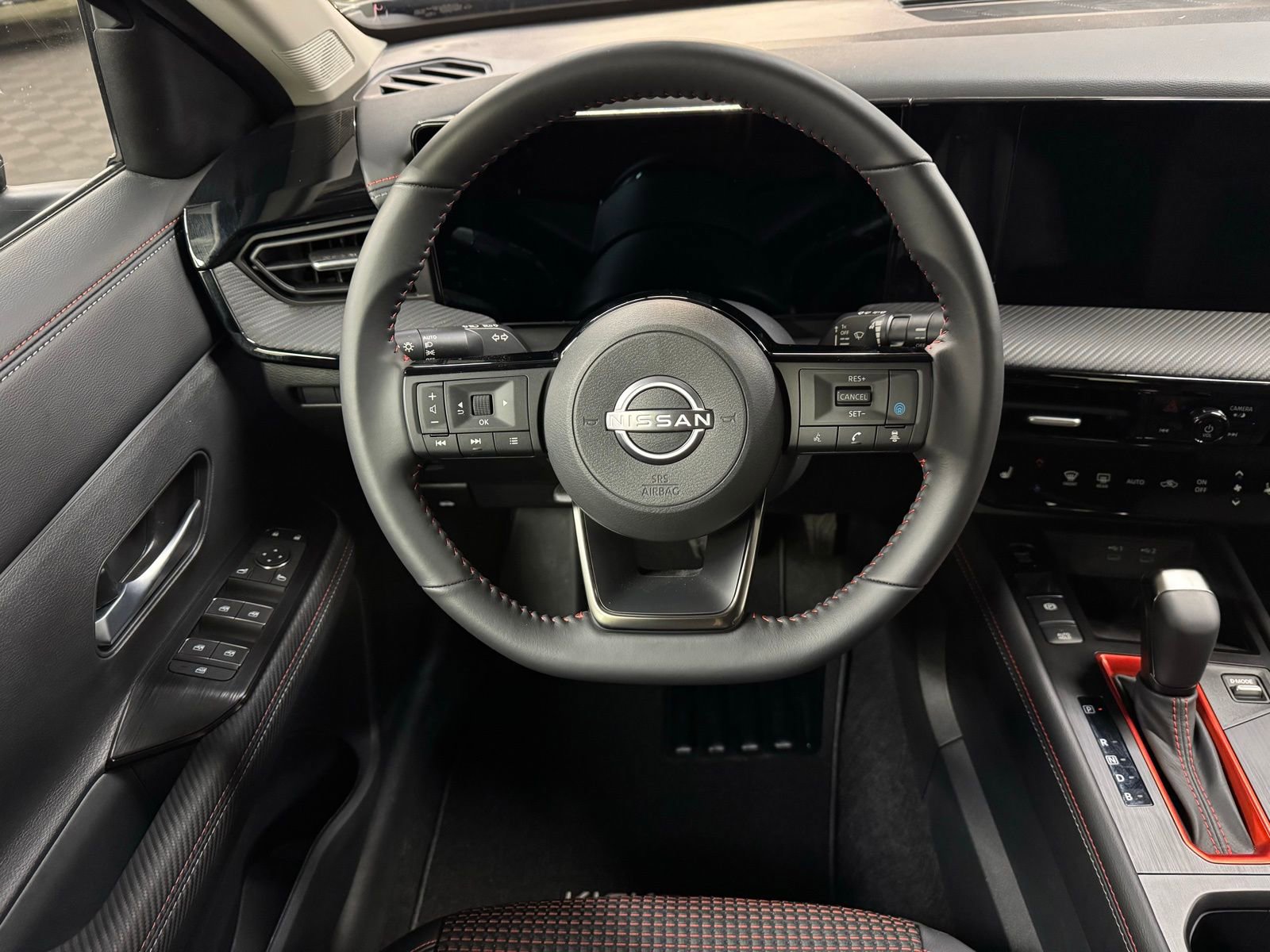 New 2026 Nissan Kicks SR w/ Cold Weather Package image 12