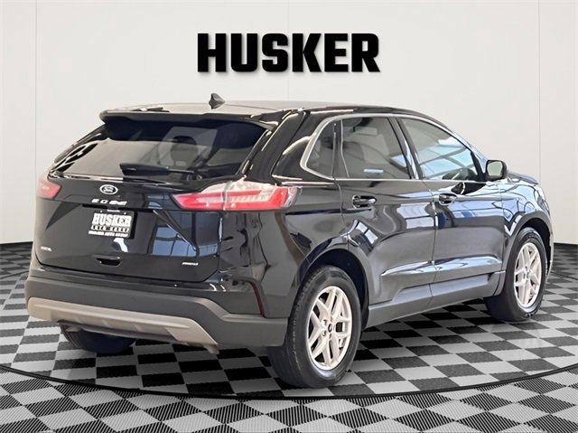 Used 2023 Ford Edge SEL image 5