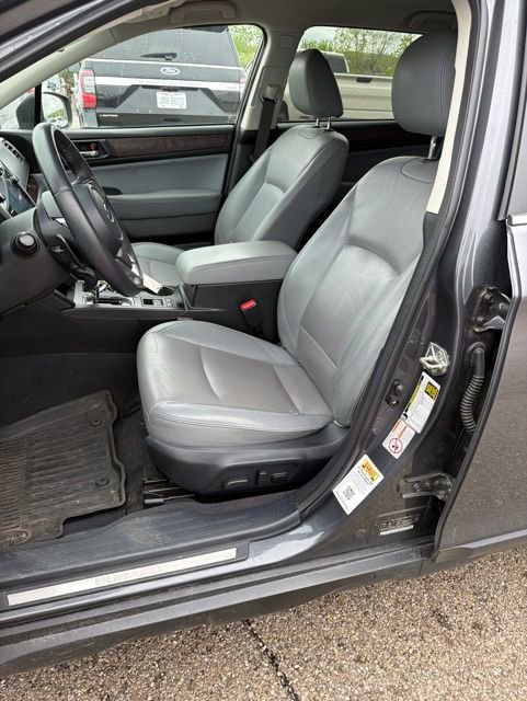 Used 2019 Subaru Outback 2.5i Limited w/ Popular Package #2 AWD/4WD image 5