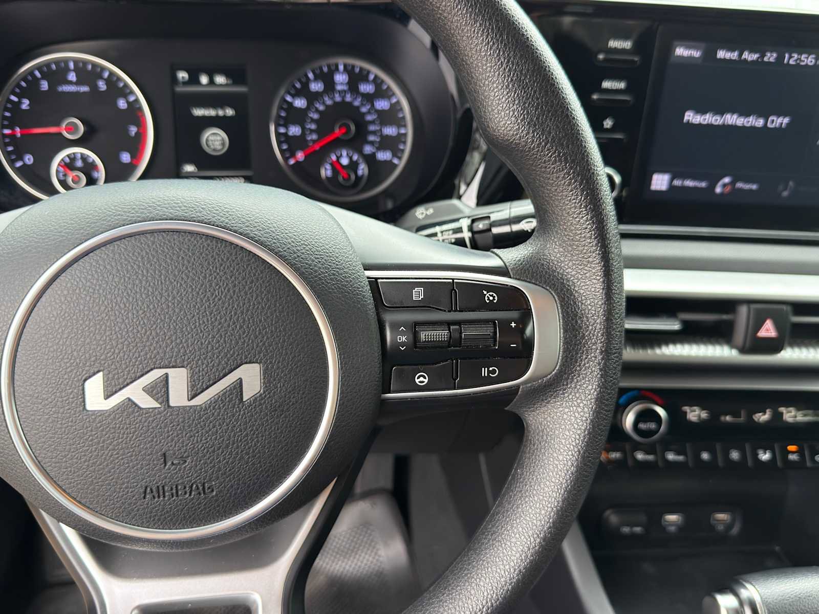 Used 2022 Kia K5 LXS image 15