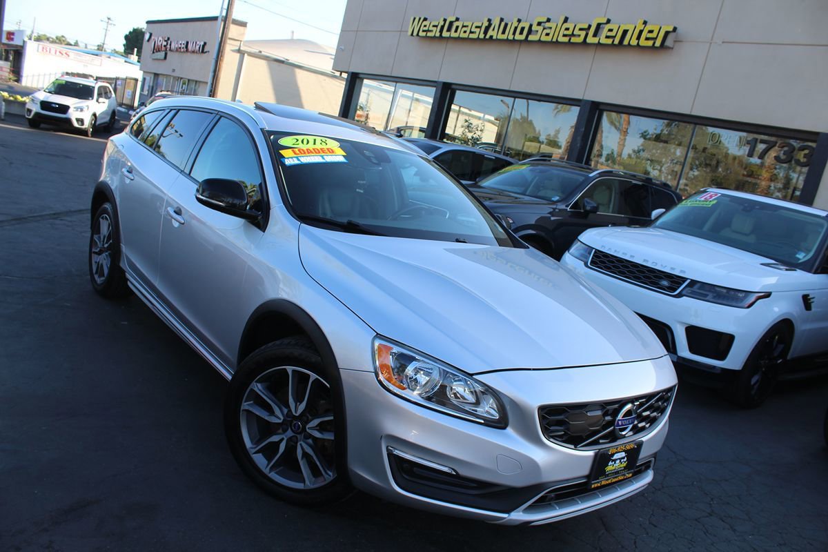 Used 2018 Volvo V60 T5 Cross Country AWD/4WD image 35