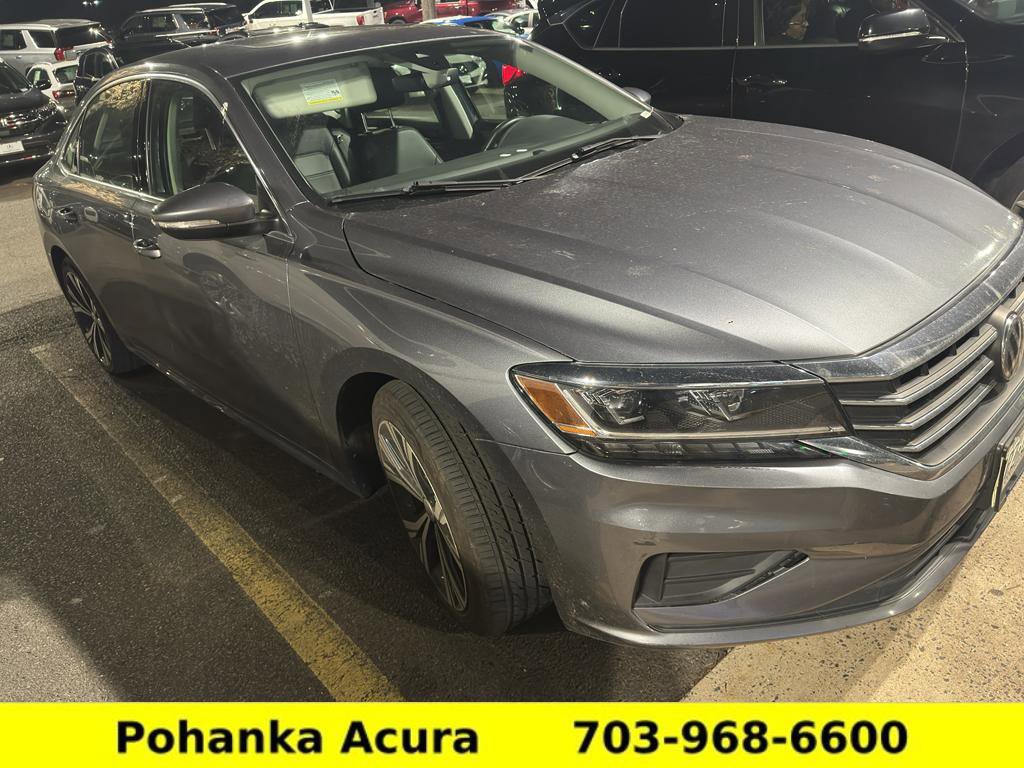 Used 2021 Volkswagen Passat 2.0T SE image 1