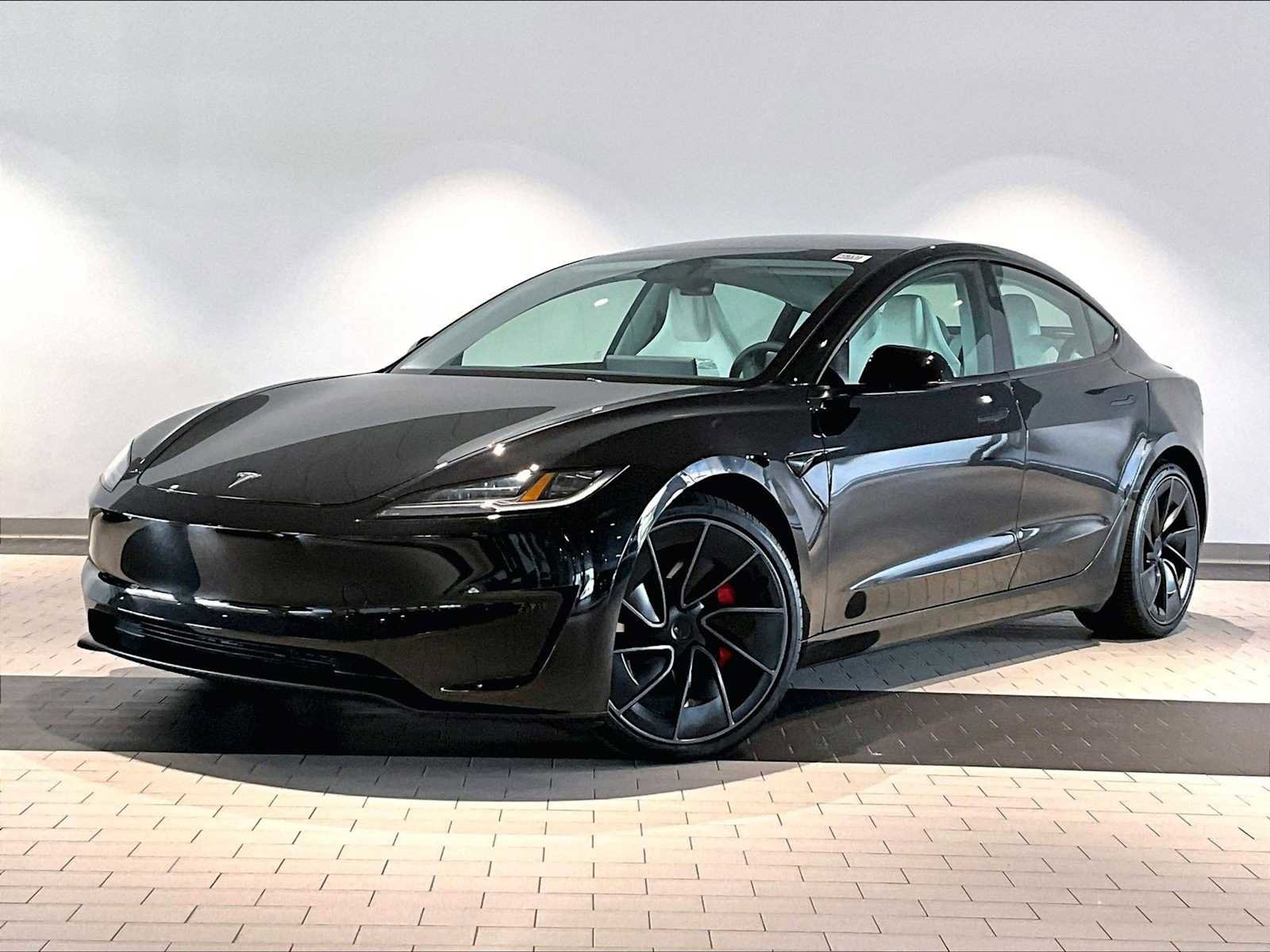 Used 2025 Tesla Model 3 Performance AWD/4WD image 1