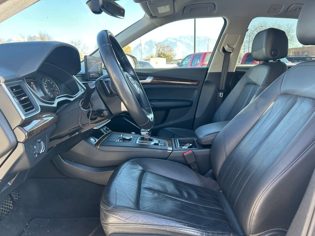 Used 2018 Audi Q5 2.0T Premium image 26