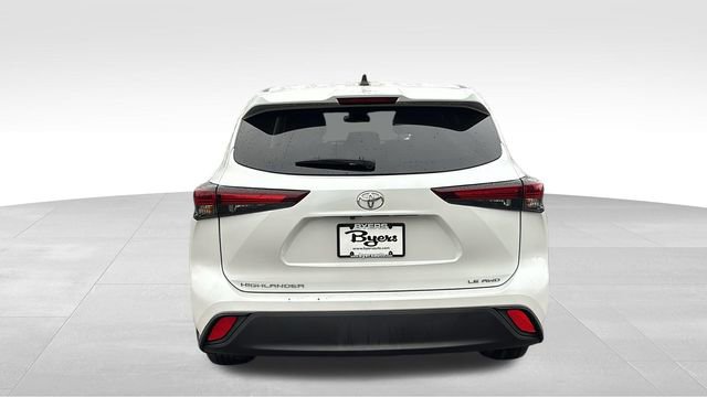 Used 2025 Toyota Highlander LE AWD/4WD image 33