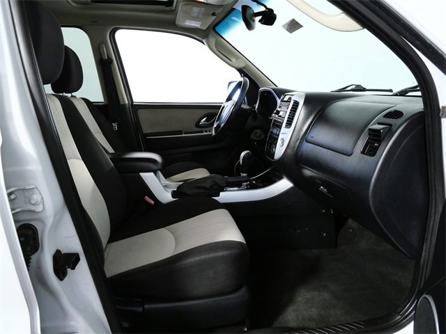 Used 2005 Mercury Mariner Luxury image 10