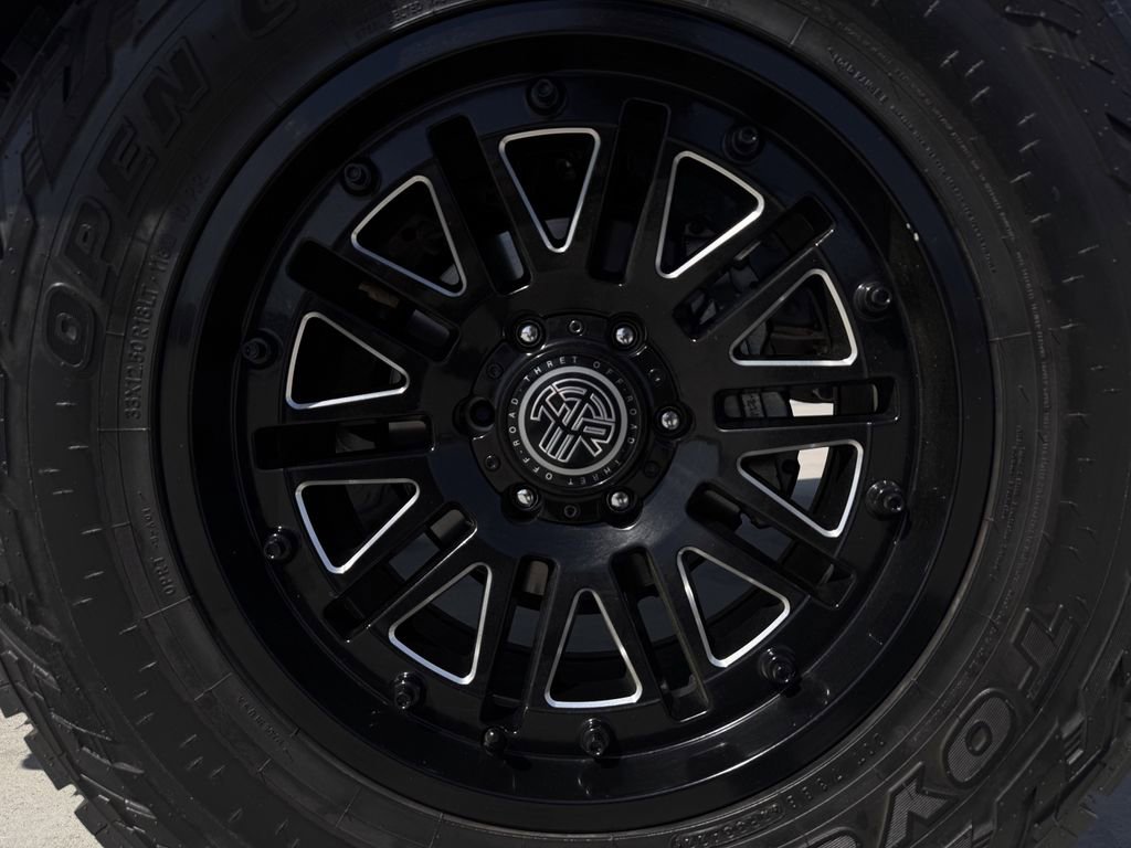 Used 2023 Toyota Tacoma SR5 w/ SX Package AWD/4WD image 9