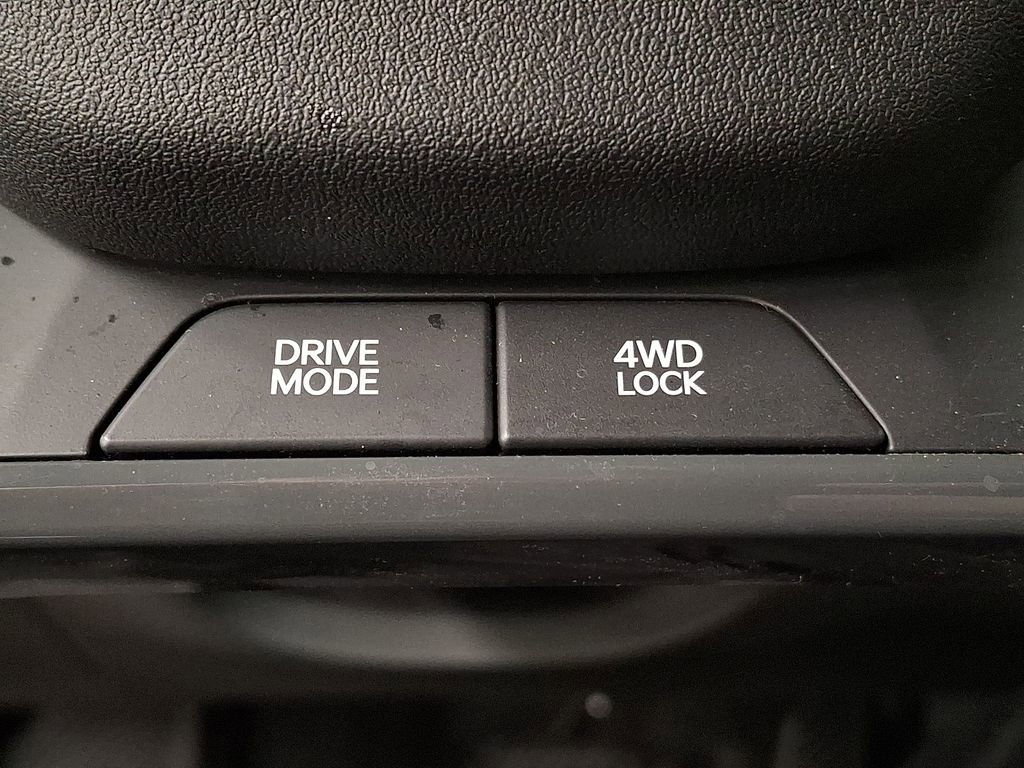 Used 2024 Kia EV9 Wind image 16