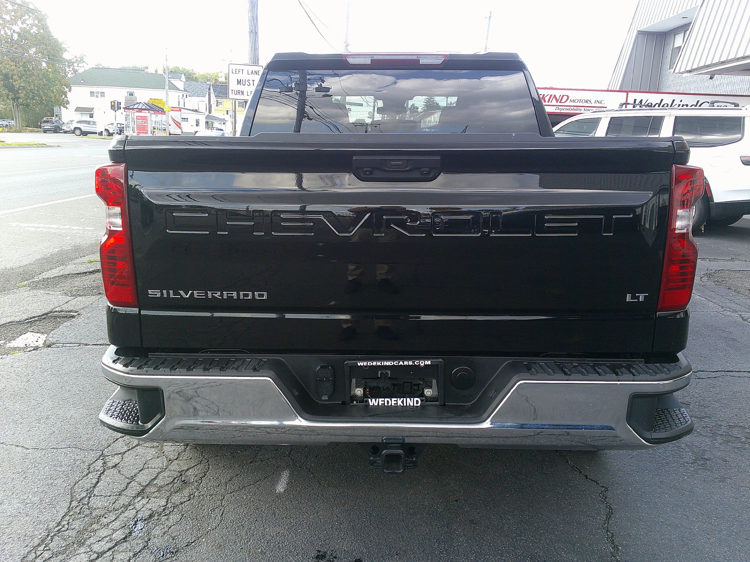 Used 2026 Chevrolet Silverado 1500 LT AWD/4WD image 8