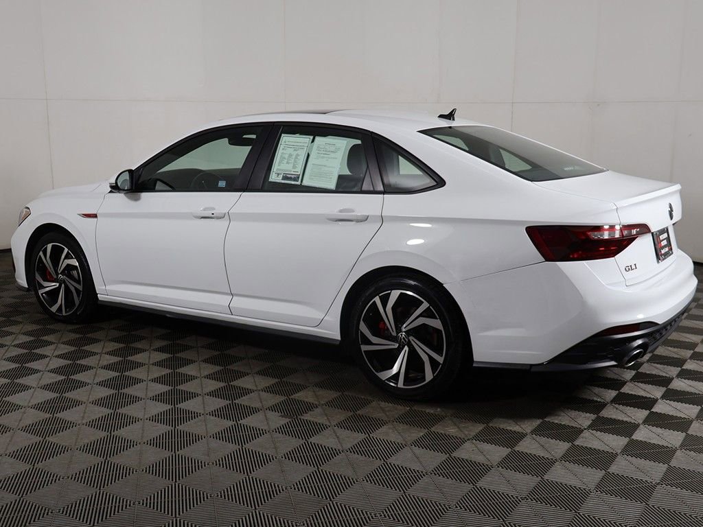 Used 2024 Volkswagen Jetta GLI Autobahn FWD image 15