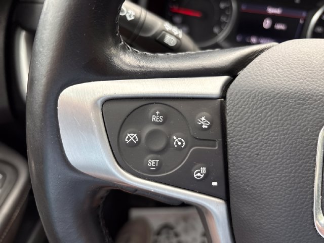 Used 2022 GMC Terrain SLT w/ LPO, Floor Liner Package AWD/4WD image 11